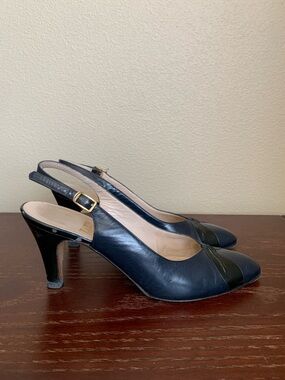 Salvatore Ferragamo Black Calf Slingback Heels Size: 6.5. Good Condition.